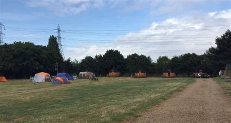 LEE VALLEY CAMPING AND CARAVAN PARK, EDMONTON (London) - Campground Reviews & Photos - TripAdvisor