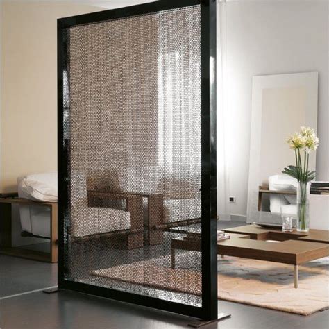 31 Functional And Decorative Screen Room Dividers - DigsDigs