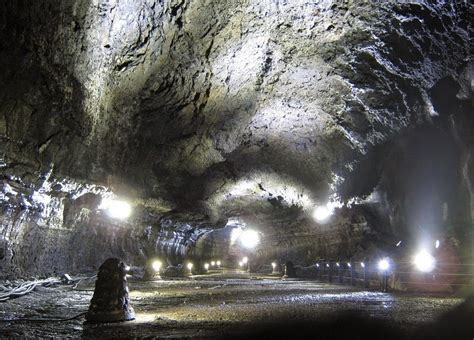 Manjanggul Lava Tube Cave in Jeju Island | Amusing Planet