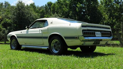 Hot Side Pipes: 1970 Shelby GT 500