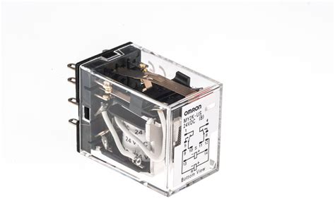 Omron DPDT 24V dc Latching Relay, 3A Plug In - RS Components Vietnam