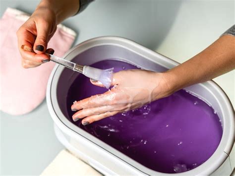 Paraffin Wax: Uses, Benefits, Risks, How to, and More