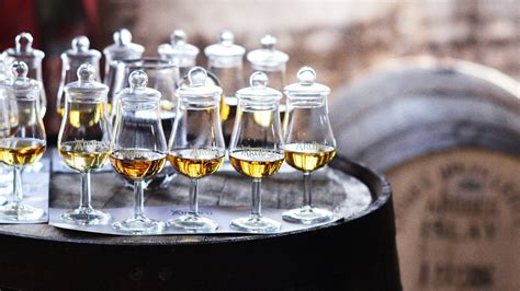 How to Drink Scotch Like You Know What You're Doing | GQ