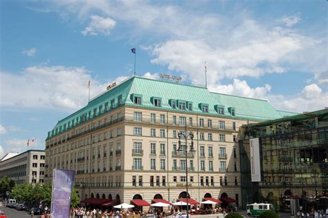 Adlon Hotel (Berlin-Mitte, 1997) | Structurae