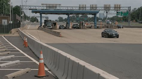 Dulles Toll Road rate hike proposed to pay for Silver Line; would start in January | WJLA