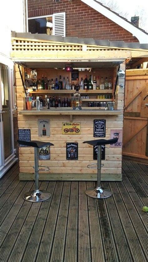 30+ Unusual DIY Outdoor Bar Ideas On A Budget | Diy outdoor bar, Outdoor patio bar, Backyard bar