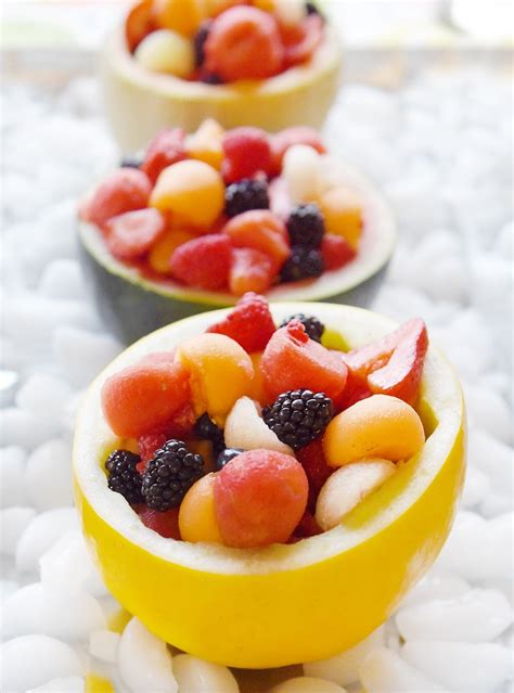 Berry Melon Fruit Bowls & Easy Summer Party Prep ⋆ Sprinkle Some Fun