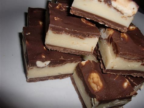 Amy's Goodies: Nut Goodie Bars