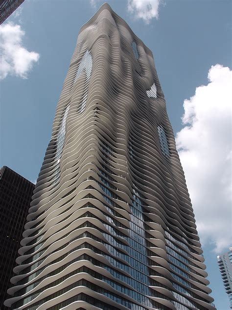 File:Aqua Tower Chicago.jpg - Wikimedia Commons