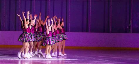 Synchronized Skating | Morgan Park Sports Center