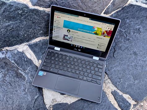 ASUS Chromebook Flip C214 review: Best for students, awesome for ...