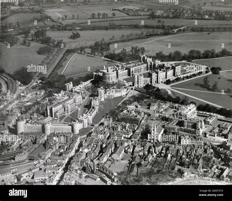 Aerial photograph of Windsor Castle and surrounding area Stock Photo ...