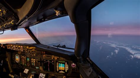 Is it Safe for Pilots to Take Photos from the Cockpit? | Condé Nast ...