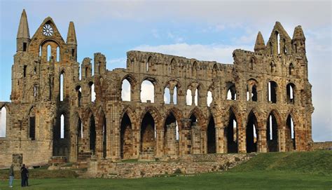 A Day Well-Spent: Whitby | British Heritage