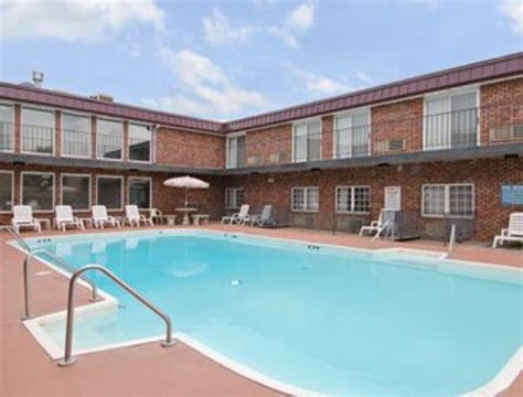 Quality Inn & Suites (Lincoln, NE) - Motel Reviews - TripAdvisor