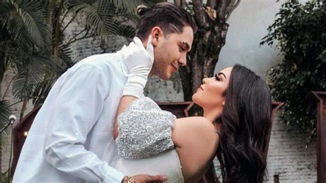 Kimberly Loaiza publica conmovedoras fotos de su boda con JD Pantoja ...