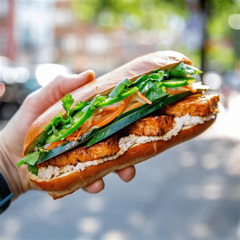 Vegan Food Near Me: 16 Plant-Based Options at Smorgasburg NYC | VegNews