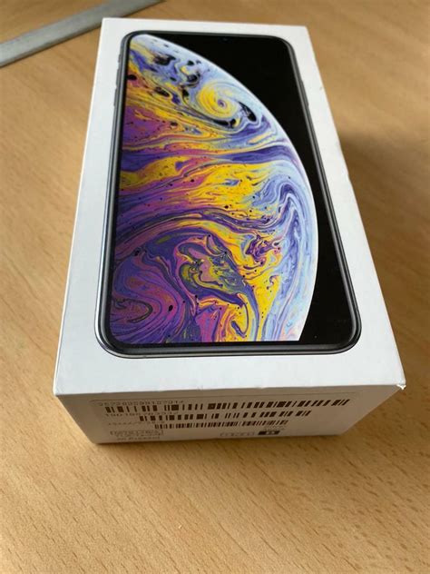 iPhone XS Max - Silver - Unlocked - Apple Warranty | in Wallington ...