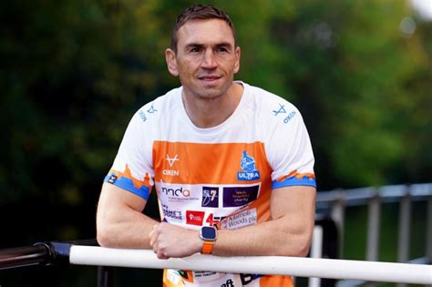 Does Kevin Sinfield have a wife? Has Kevin Sinfield got a brother? - ABTC