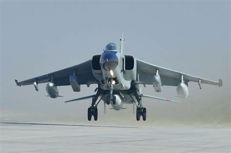 Chinese Aircraft - JH-7 Fighter-Bomber [B-7]