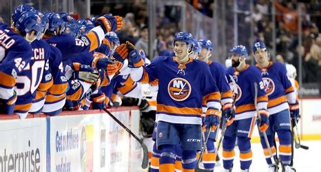 New York Islanders Sweep Season Series Against Rangers (Highlights)