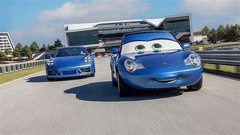 Life-Size Lightning McQueen Gets Ready to Meet Two Sally Carreras at Laguna Seca - autoevolution