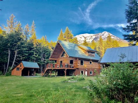 11 Cozy Cabins In Alaska You Should Visit - Linda On The Run