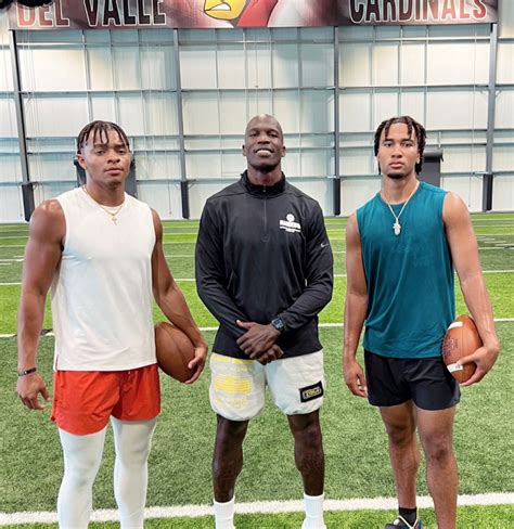 LOOK: Justin Fields works out with Chad Ochocinco, CJ Stroud