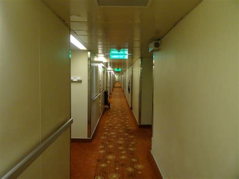 Free Images : perspective, subway, hall, room, public transport, interior design, aisle, gang ...