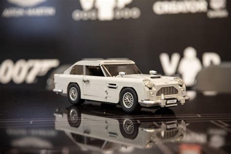 Lego James Bond Aston Martin DB5 hands-on with the ejector seat - CNET