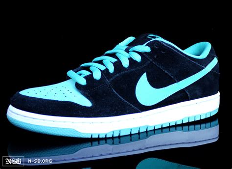 Nike SB Dunk Low "Tiffany J-Pack" - June 2012 | RCH89