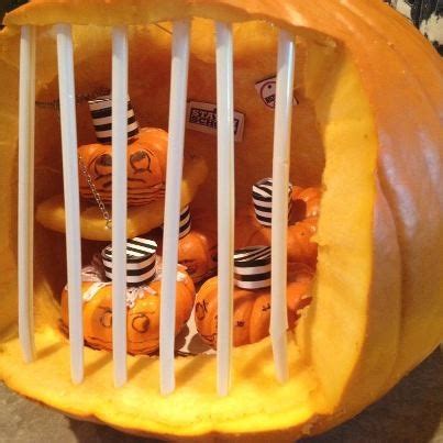 Jackolantern Jail/Pumpkin Prison, made it myself. | Pumpkin carving, Halloween pumpkins ...