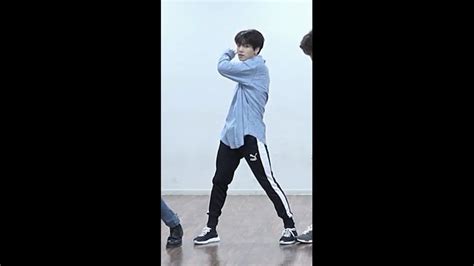 FAKE LOVE Dance Practice BTS JUNGKOOK 정국 focus in 2022 | Taehyung abs ...