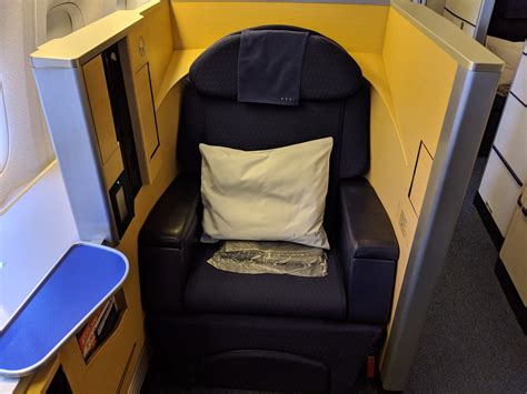 ANA 777 First Class Suites Review (ORD to HND) [2021] - UponArriving