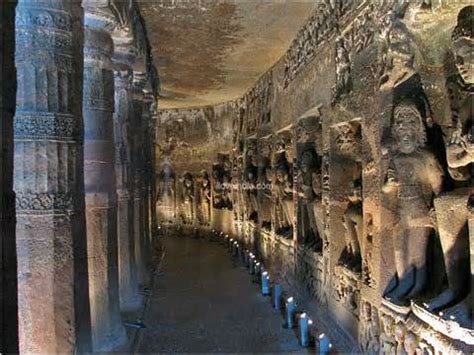 AJANTA CAVES IN MAHARASHTRA - trends met::::