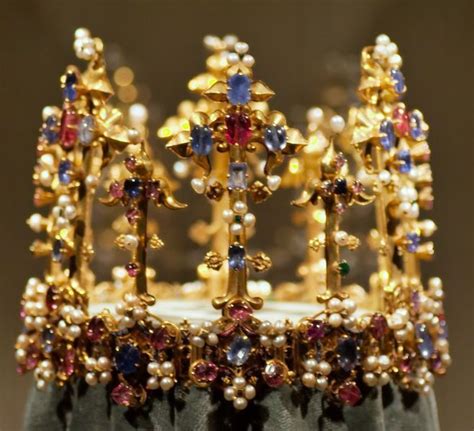 74 best Crowns of England images on Pinterest | Royal jewels, Crown ...