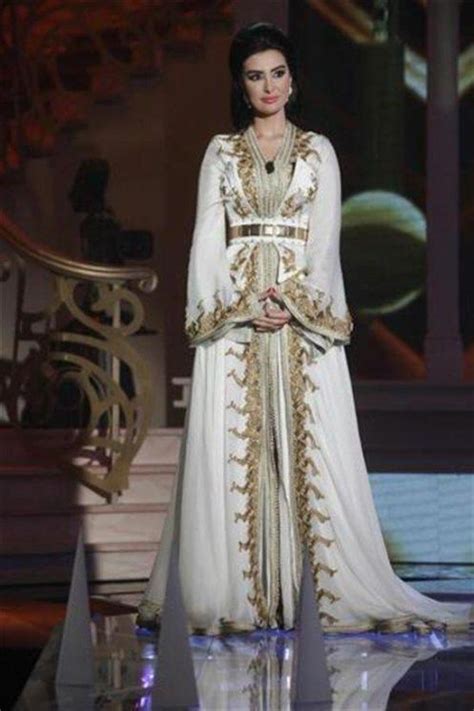 Arab Women’s Traditional Clothing Making a Comeback?