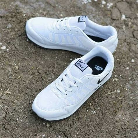 Sepatu Nike Wanita Free Run Putih [SNW-001] | Omsepatu.com