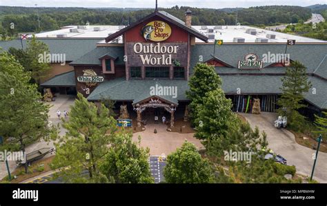 Bass Pro Shops Outdoor World, Birmingham, Alabama, USA Stock Photo - Alamy