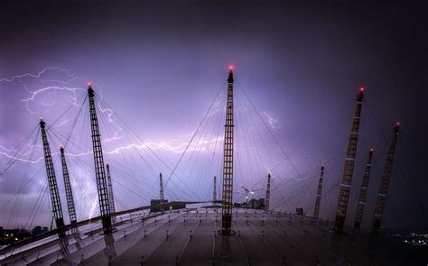 11 Crackling Photos From London's Epic Thunderstorm - Secret London