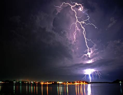 Real Lightning Wallpapers - Top Free Real Lightning Backgrounds - WallpaperAccess