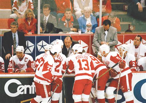 Ex-Detroit Red Wings Stanley Cup champion coach Scotty Bowman retires ...