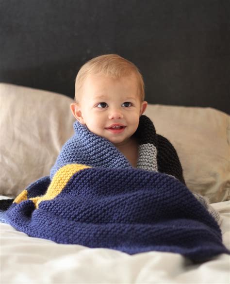 Free pattern knit baby blanket