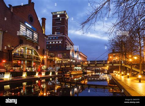 Brindley Place and the Birmingham Canal, Birmingham Stock Photo - Alamy