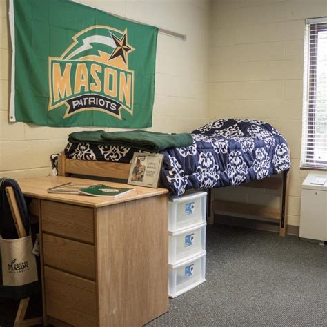 The Commons Gallery | Housing and Residence Life