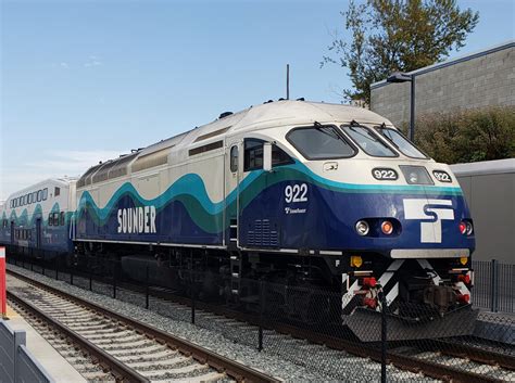 Sound Transit (Sounder) SDRX 922, a MotivePower MP40PH-3C, at the Tacoma Dome Station. : r/trains