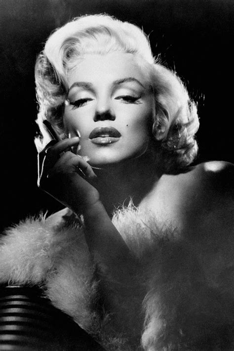 Smoke Marilyn Monroe Poster | Uncle Poster