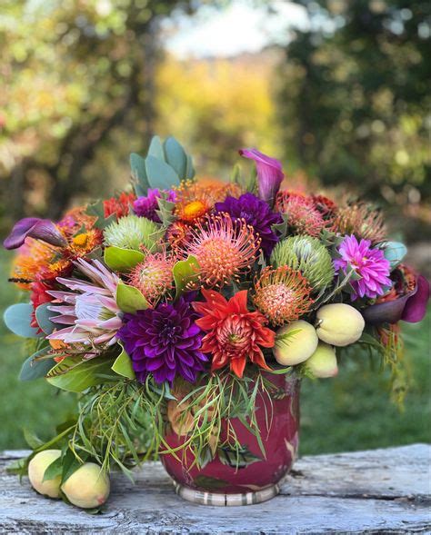 190 Protea Arrangements ideas in 2021 | arrangement, protea, flower ...