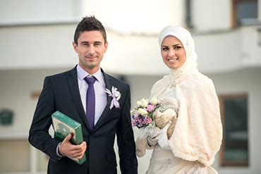 Midlife Crisis & Married Muslim Men - Hadith of the Day