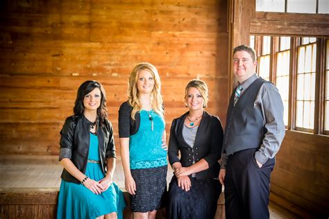 Graves Family Sign With Gold Rush - Southern Gospel News SGNScoops Digital